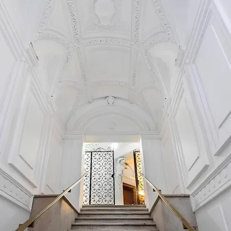 Historic 3br Colosseum 160sqm For 9 *