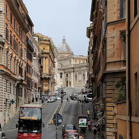 Historic 3br Colosseum 160sqm For 9 *